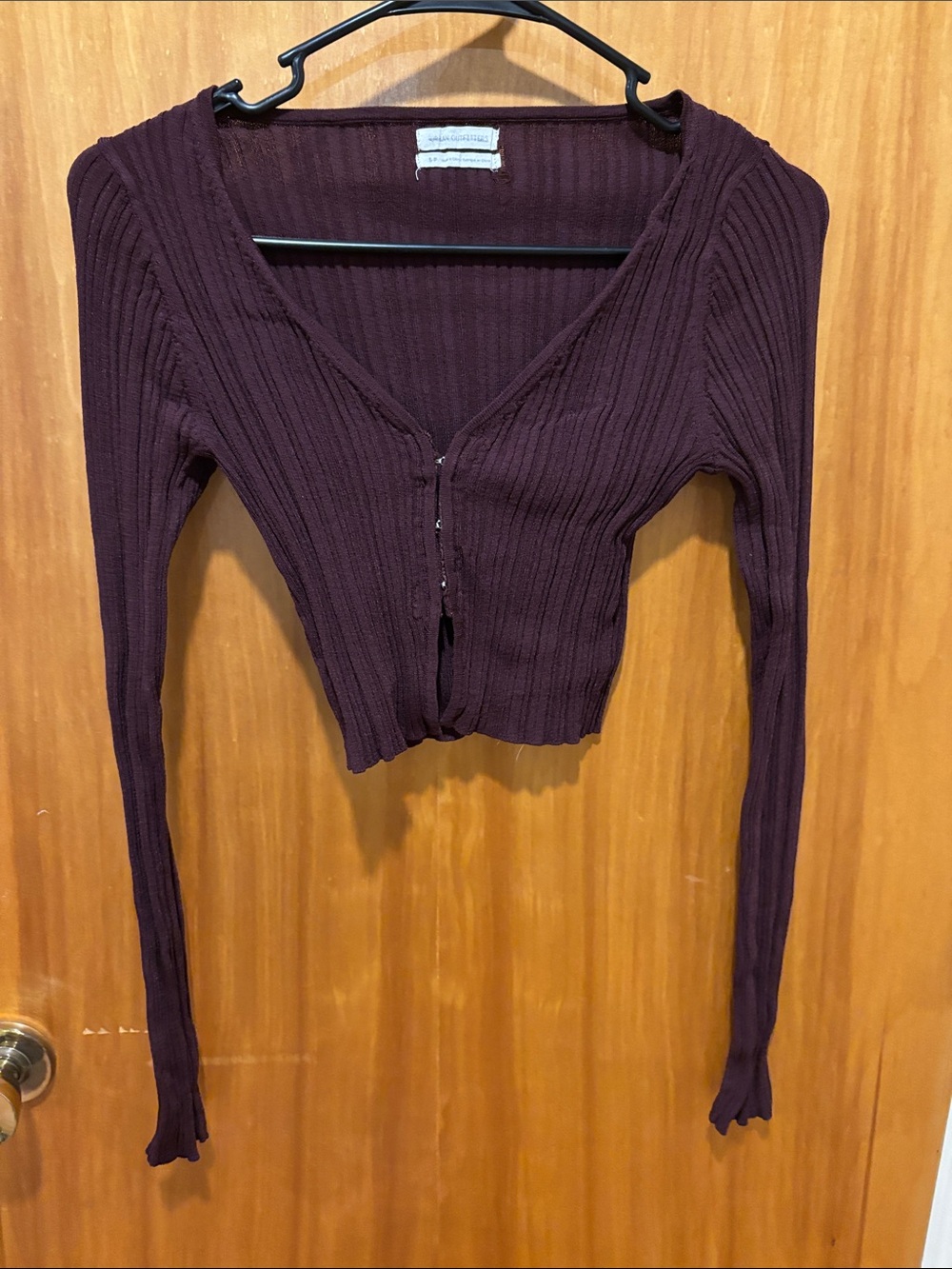 ⭐ 3 for $15 Urban Outfitters Ribbed Button-Front Cardigan in Deep Plum